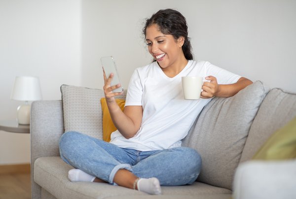 Trouver le canapé relax parfait pour votre salon moderne