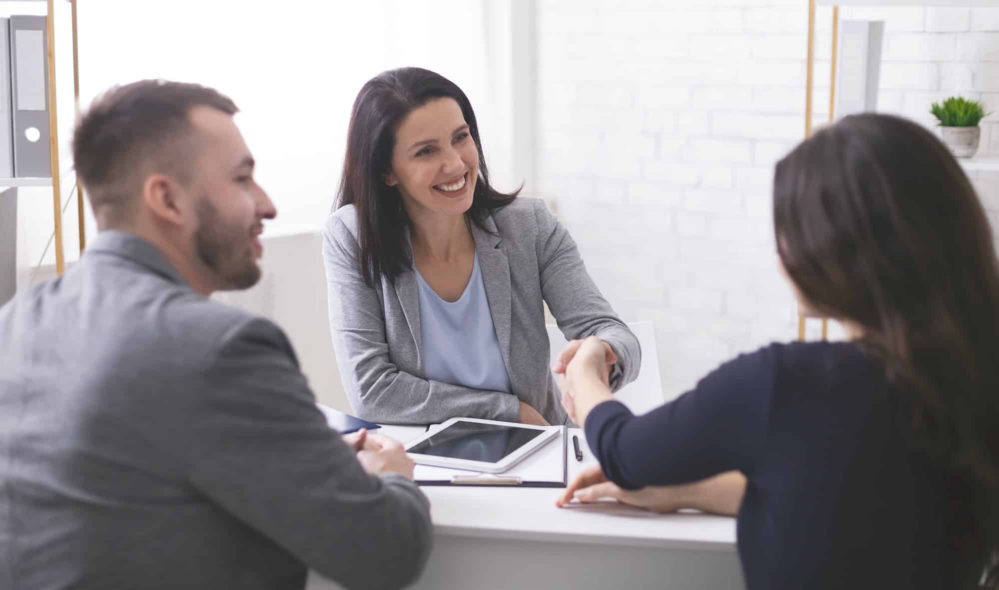 Pourquoi et à quel moment engager un courtier en gaz pour une entreprise ?