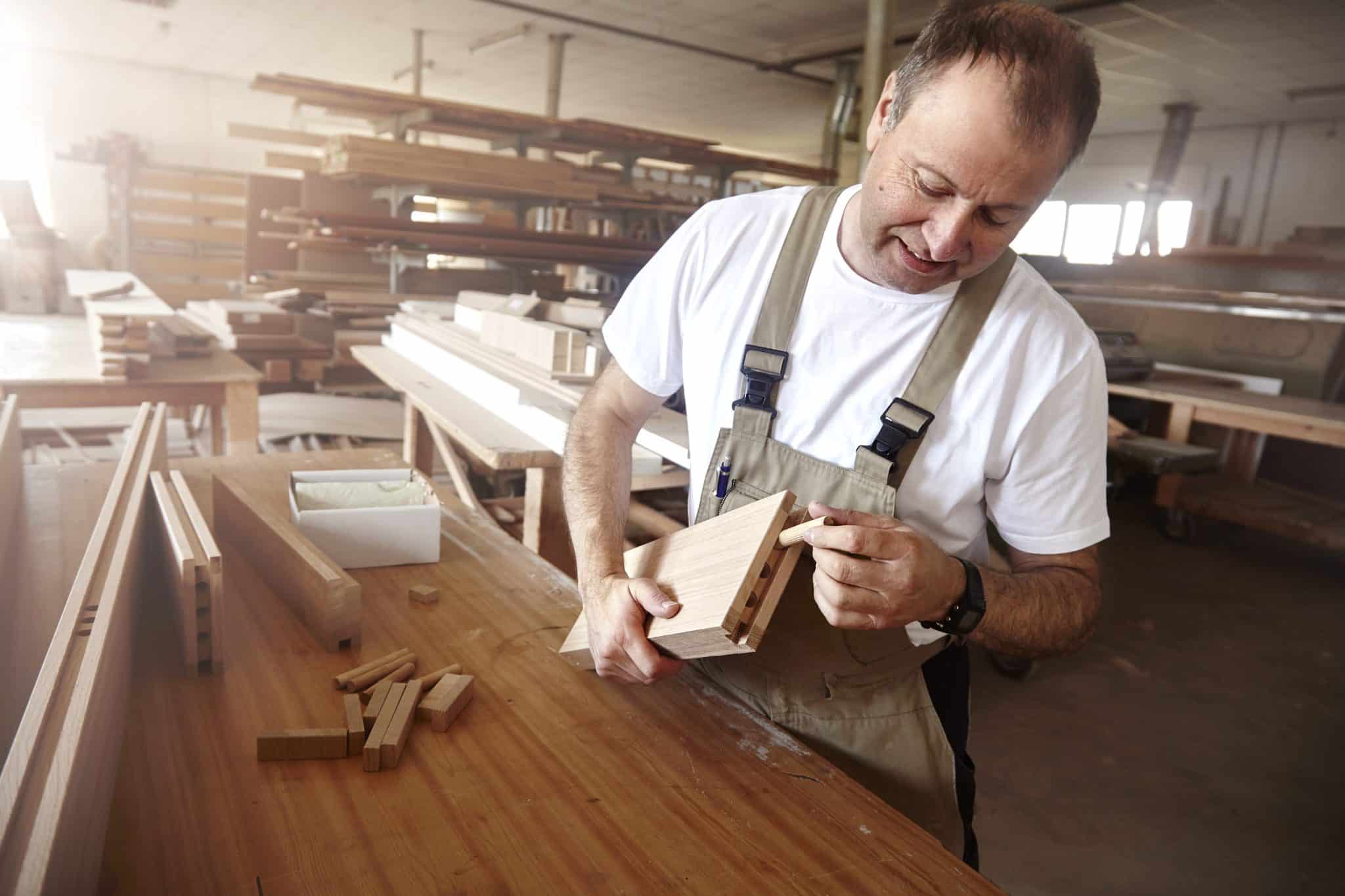 Comment trouver un très bon fabricant de tables en bois français ?